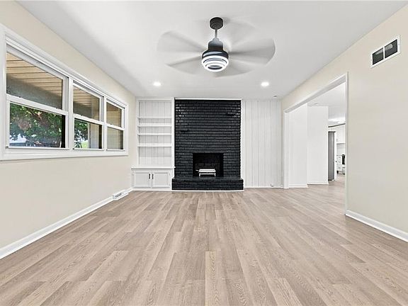 3rd image of 9277 State Ave