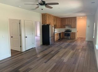 945 W 9th St, Chico, CA 95928