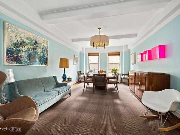 2nd image of 826 Lexington Ave #3B