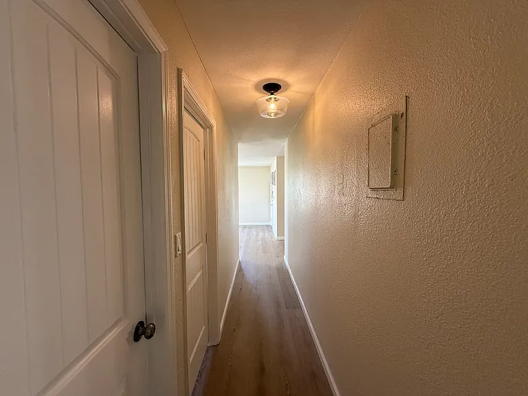 10652 Collett Ave #3 — Photo 19
