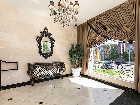5th image of 219 S La Fayette Park Pl APT 302