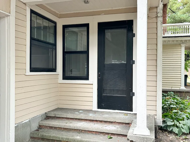 200 Burton St SE #2 — Photo 22