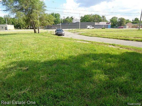 5th image of 3620 30th St