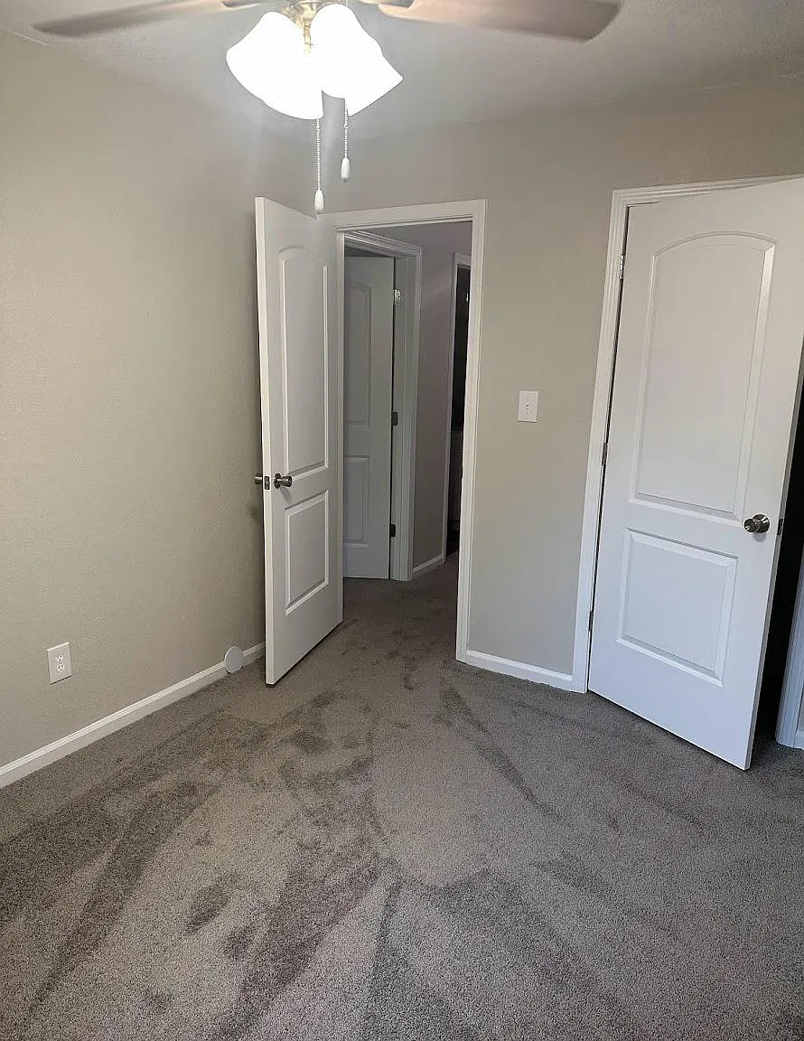296B Circuit Ln — Photo 4