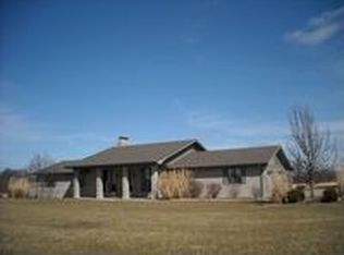 14982 Old Highway 63, La Plata, MO 63549