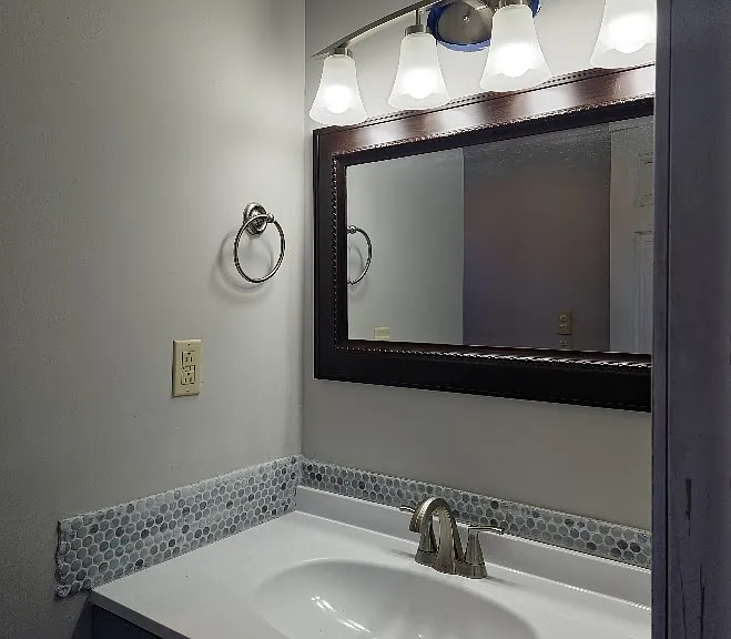 5730 Flint St — Photo 13