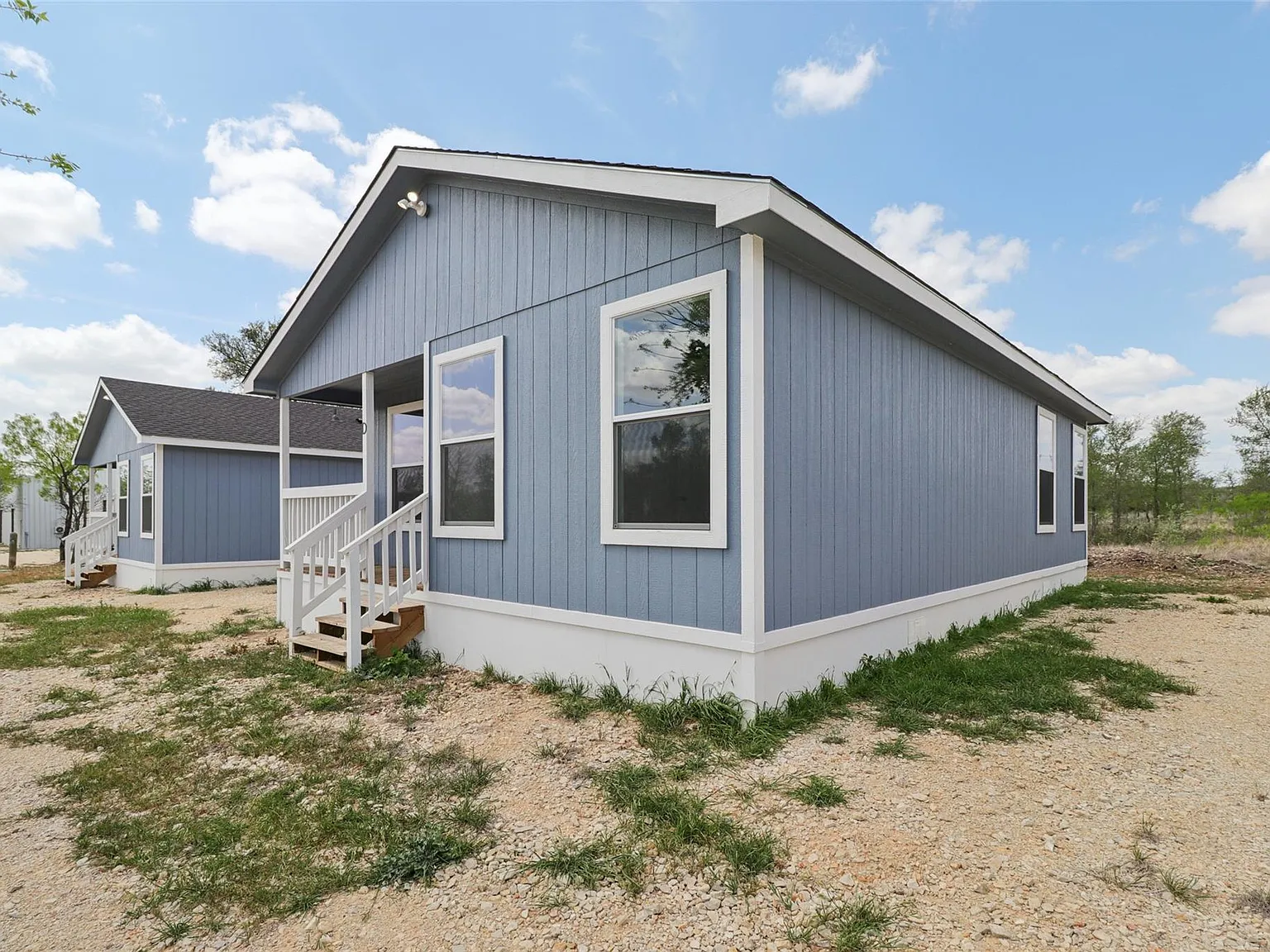 2 bed, 1.0 bath, 730 sqft, $1,400 — Photo 3