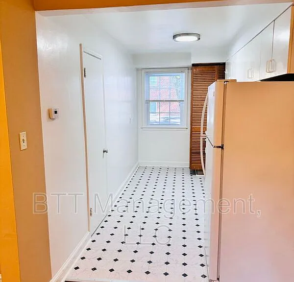 8805 Plymouth St #5 — Photo 20