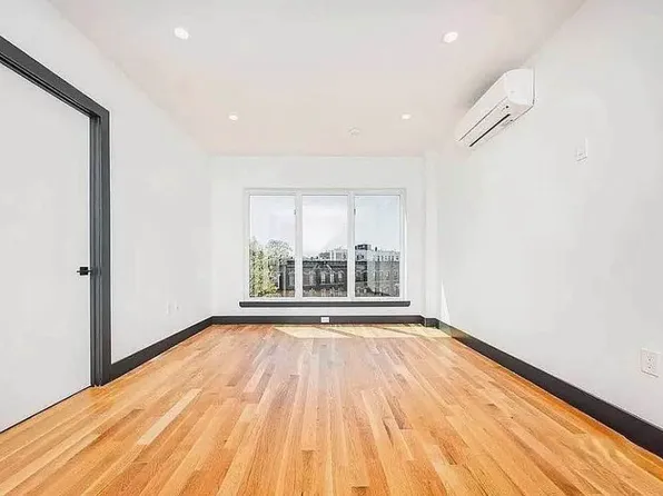 1334 Rogers Avenue 206 image 1 of 5