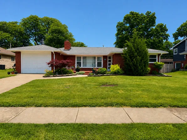 1812 Avenue E, Sterling, IL 61081