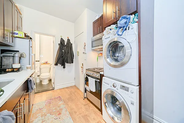 Rented by Living New York | media 9