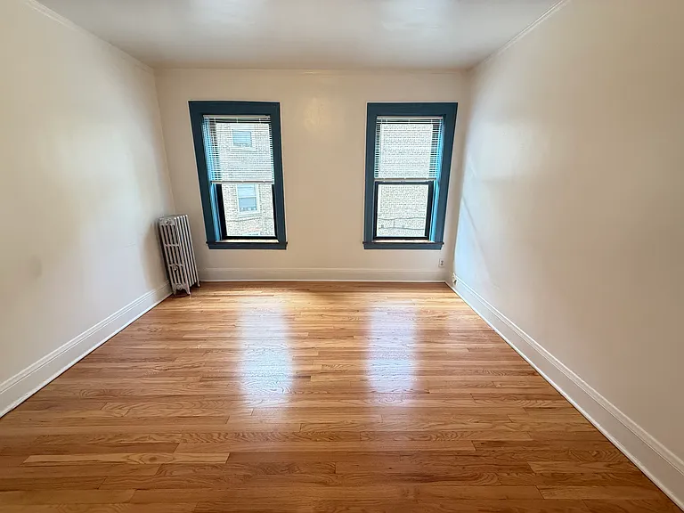 5542 N Artesian Ave #1B — Photo 11