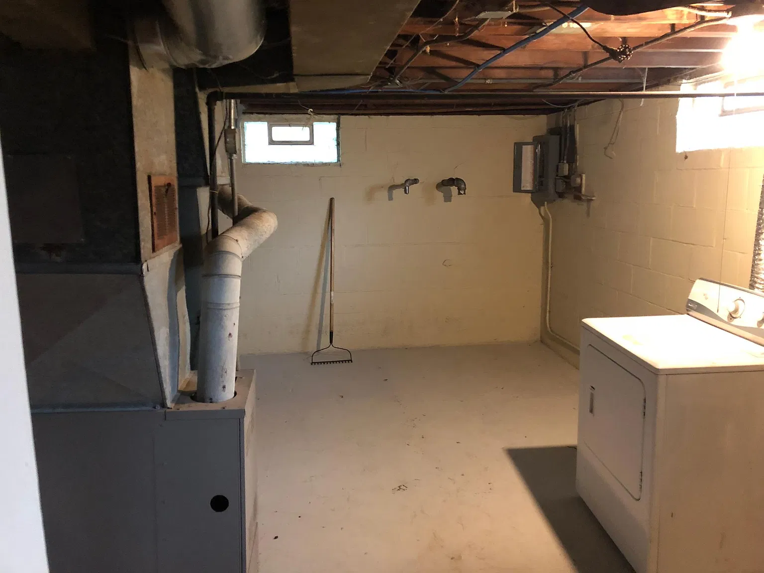 4 bed, 1100 sqft, $1,400 — Photo 4
