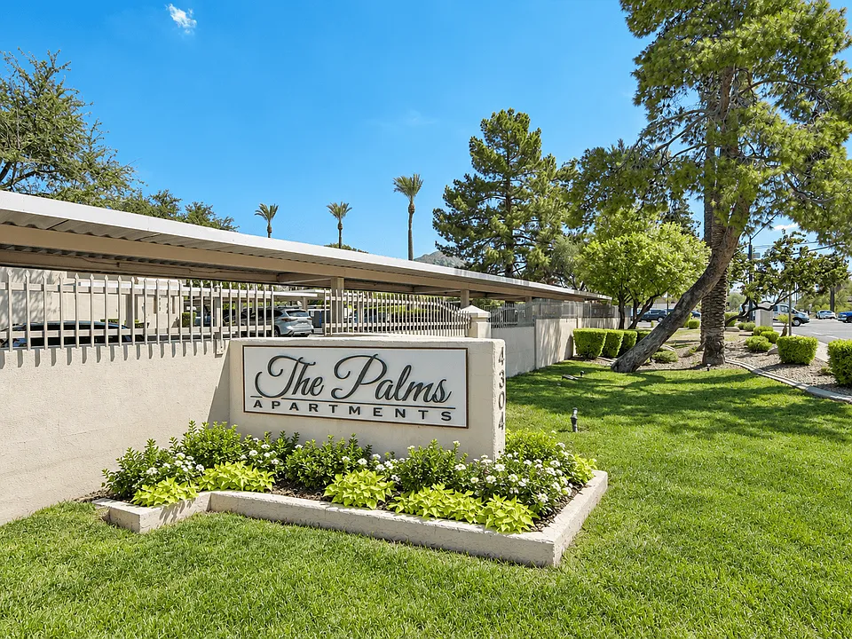 The Palms Apartments in Phoenix, Arizona