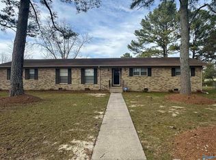 1716 Iris St SW, Decatur, AL 35601
