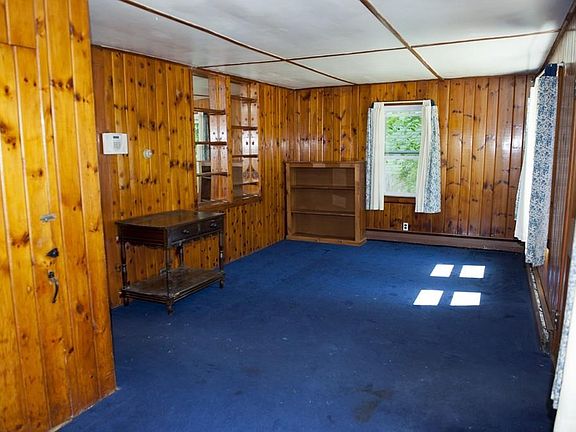 2nd image of 35 19th Ave