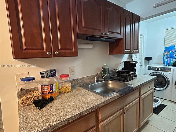5th image of 1100 NE 1st Ct APT 104