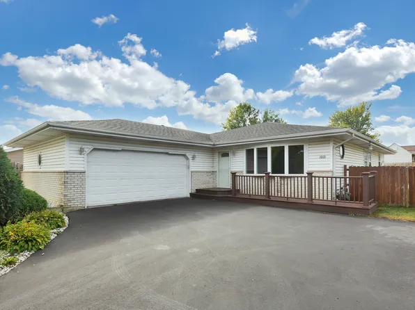1013 Stonegate Rd, New Lenox, IL 60451