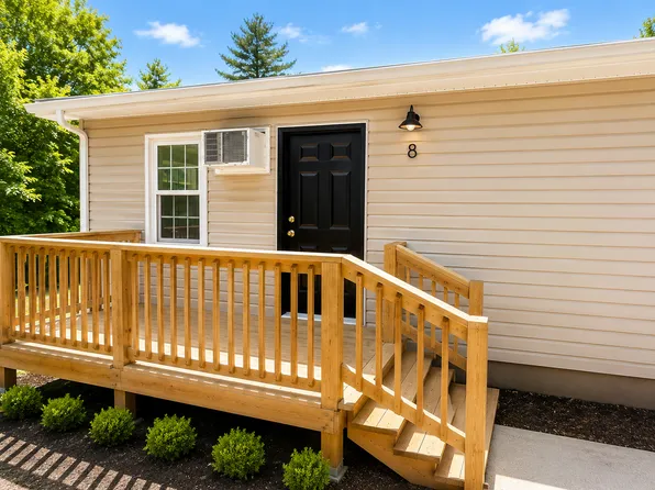 Belmont Apartments (NBS Martinsville), 121 Belmont St #8, Collinsville, VA 24078