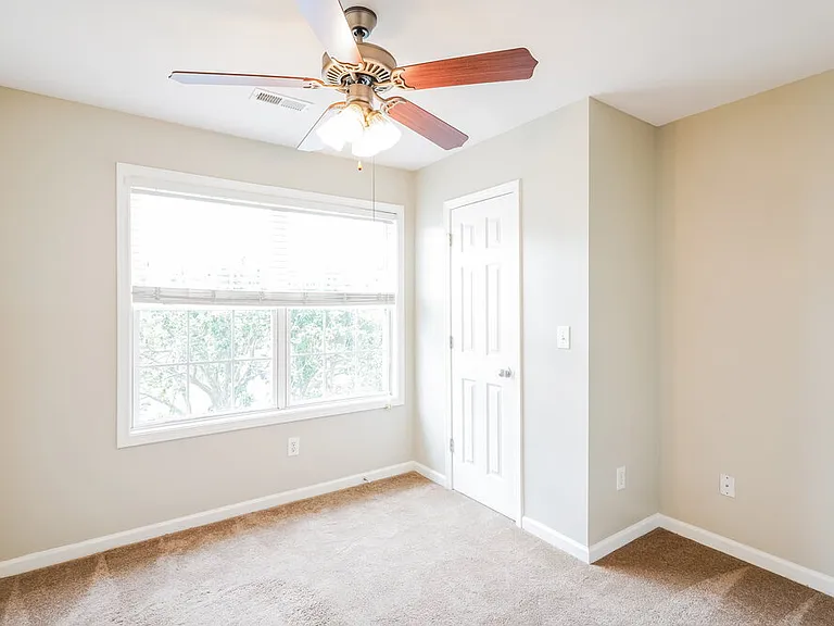 1256 Baker Creek Dr — Photo 12