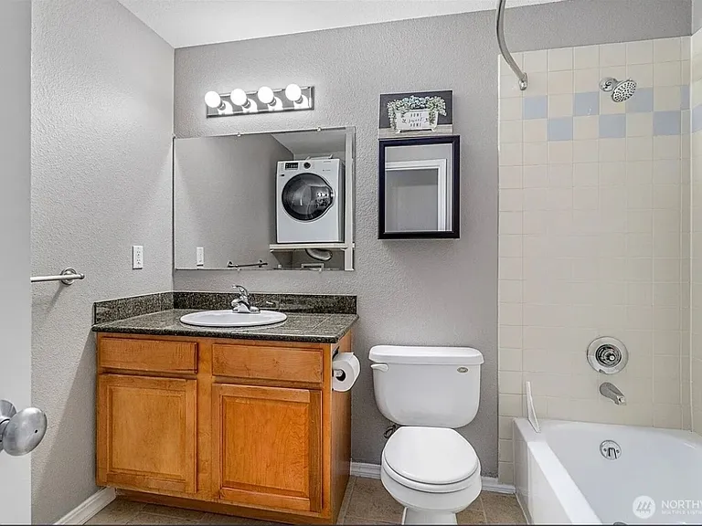 20318 Bothell Everett Hwy #A204 — Photo 16