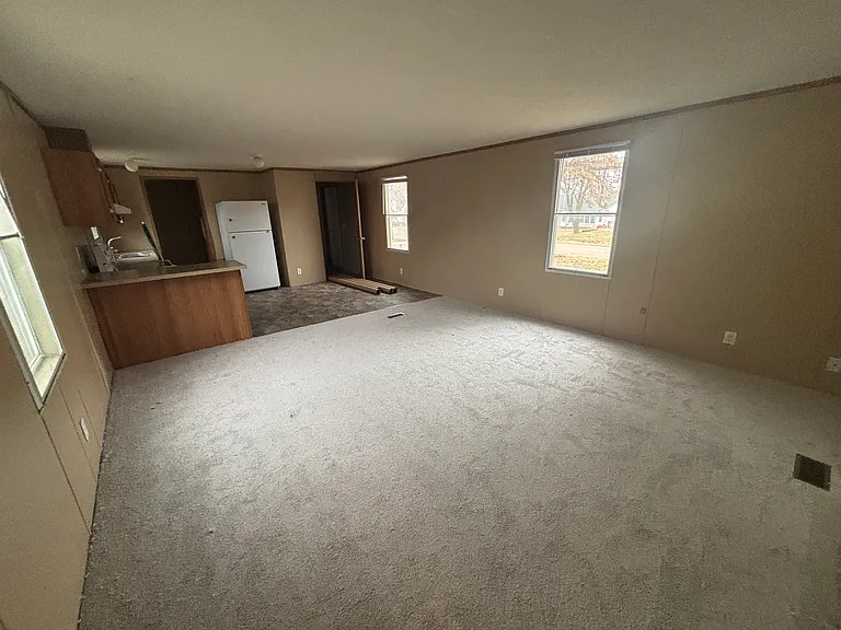 6 Pioneer Village Trailer Ct #13 — Photo 15