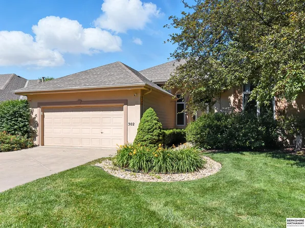 302 S 169th Cir, Omaha, NE 68118