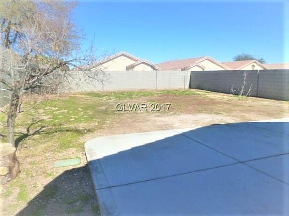 3rd image of 4550 Julesburg Dr