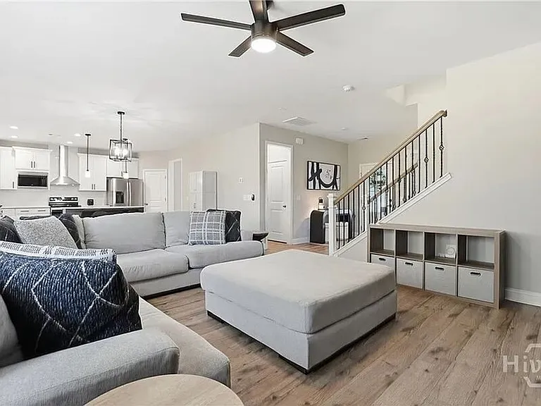 61 Rosemary Bnd — Photo 13