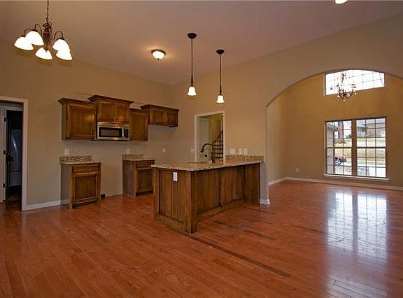3rd image of 410 Artesa Dr Lot 46