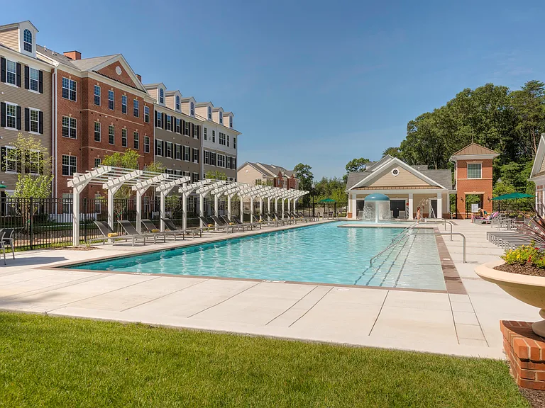 Creekstone Village Apartments — Photo 82
