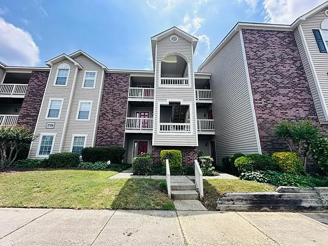 2709 Preston Woods Ln #11