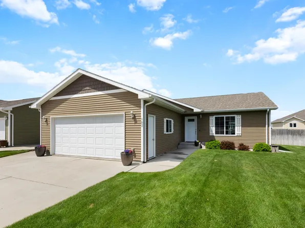 103 Roberta Ave, Volga, SD 57071
