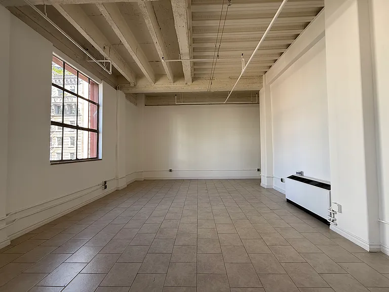 312 W 5th St #826 — Photo 2