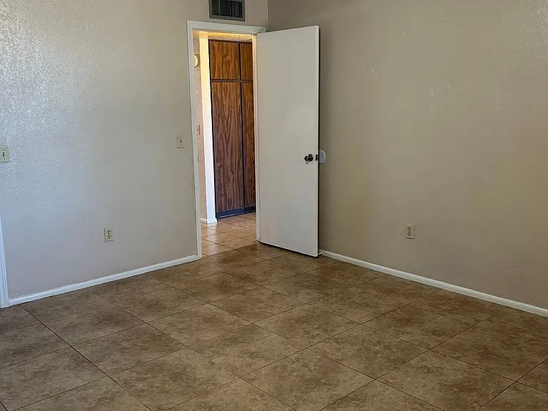 4619 E Camino St #1 & 2 — Photo 5