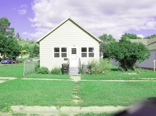 410 2nd Ave NE, Mandan, ND 58554