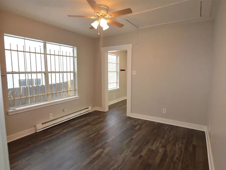 2712 Holman St #B — Photo 3