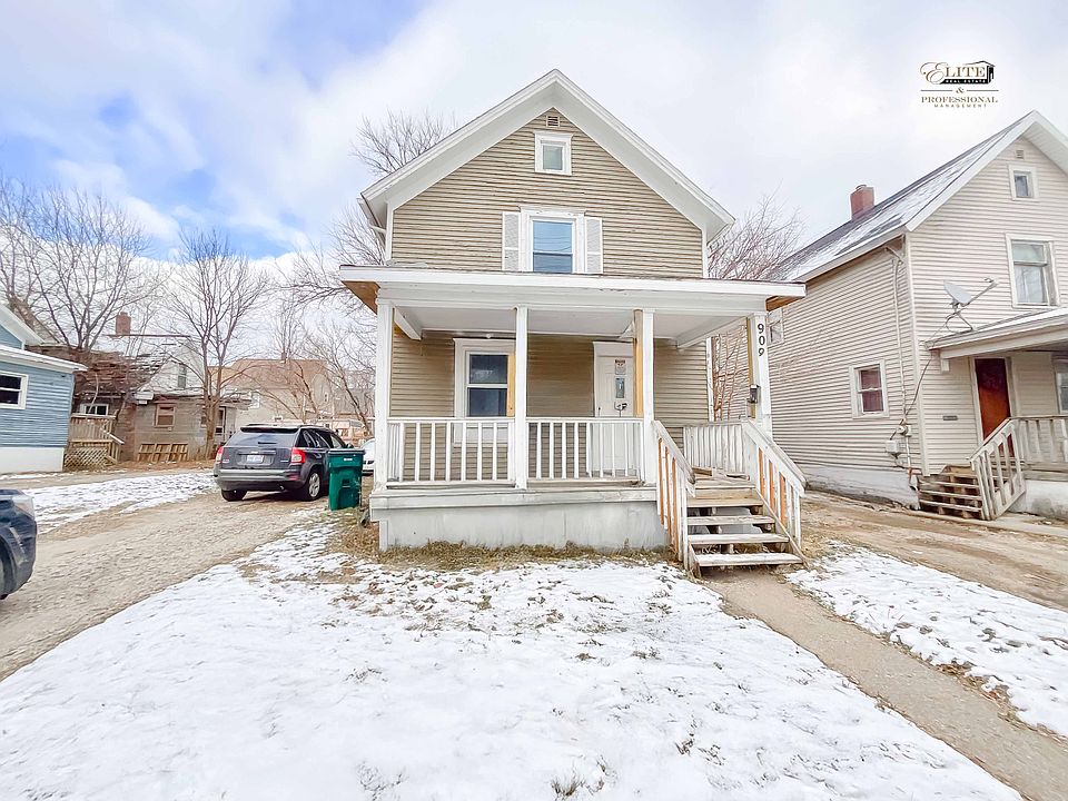 1st image of 909 E Kalamazoo St