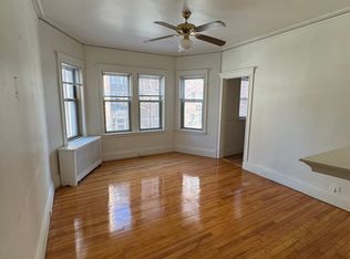 2 Waterhouse St #22, Cambridge, MA 02138