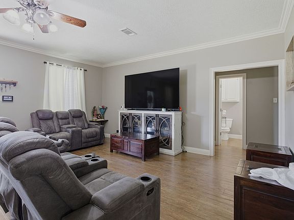 4th image of 1115 Magdalena Dr