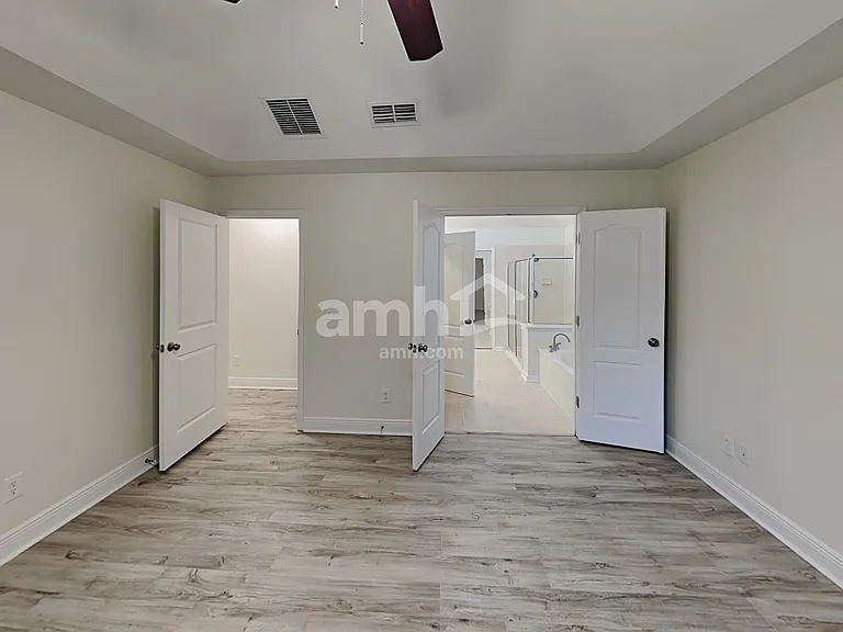 629 Battlegate Ln — Photo 11