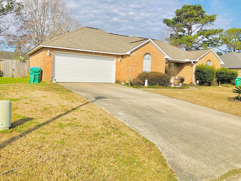 1st image of 15058 Sagewood St