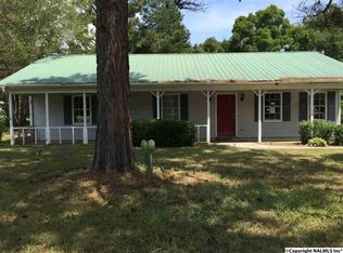 4983 Lake Place Ln, Cedar Bluff, AL 35959