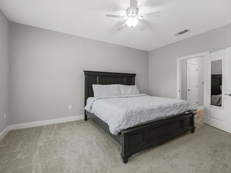 615 Lakeview St — Photo 19