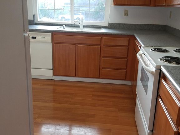 4th image of 6385 Vicanna Dr