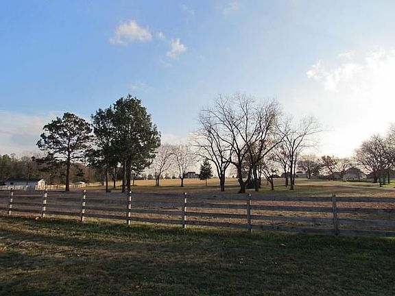 2nd image of 16087 County Road 431