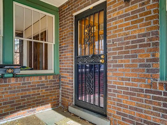 2nd image of 2564 Dahlia St