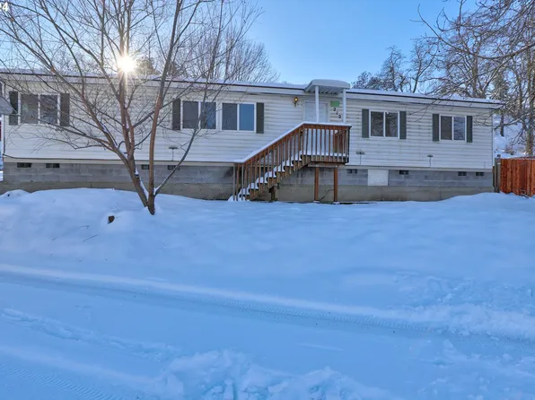 212 1/2 E 14th St, The Dalles, OR 97058