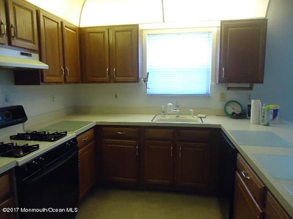 2nd image of 8 Appleby Way