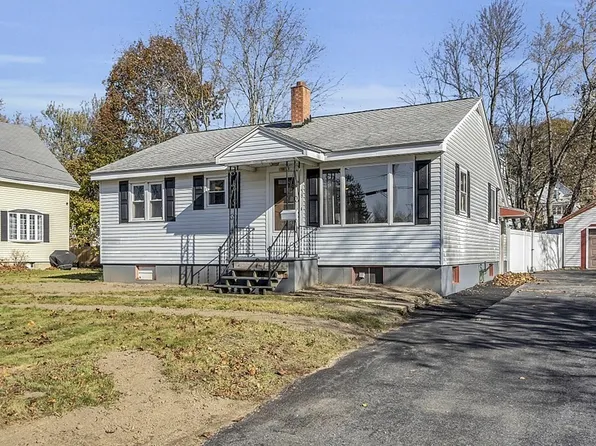 58 Marquette St, Gardner, MA 01440